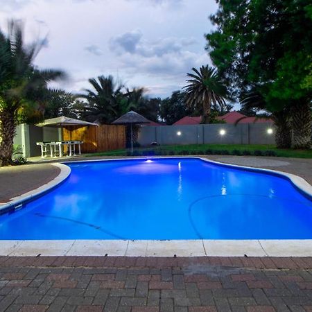 10 Tula Bed & Breakfast Welkom Exterior photo