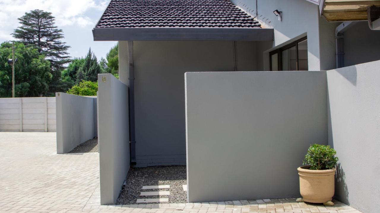 10 Tula Bed & Breakfast Welkom Exterior photo