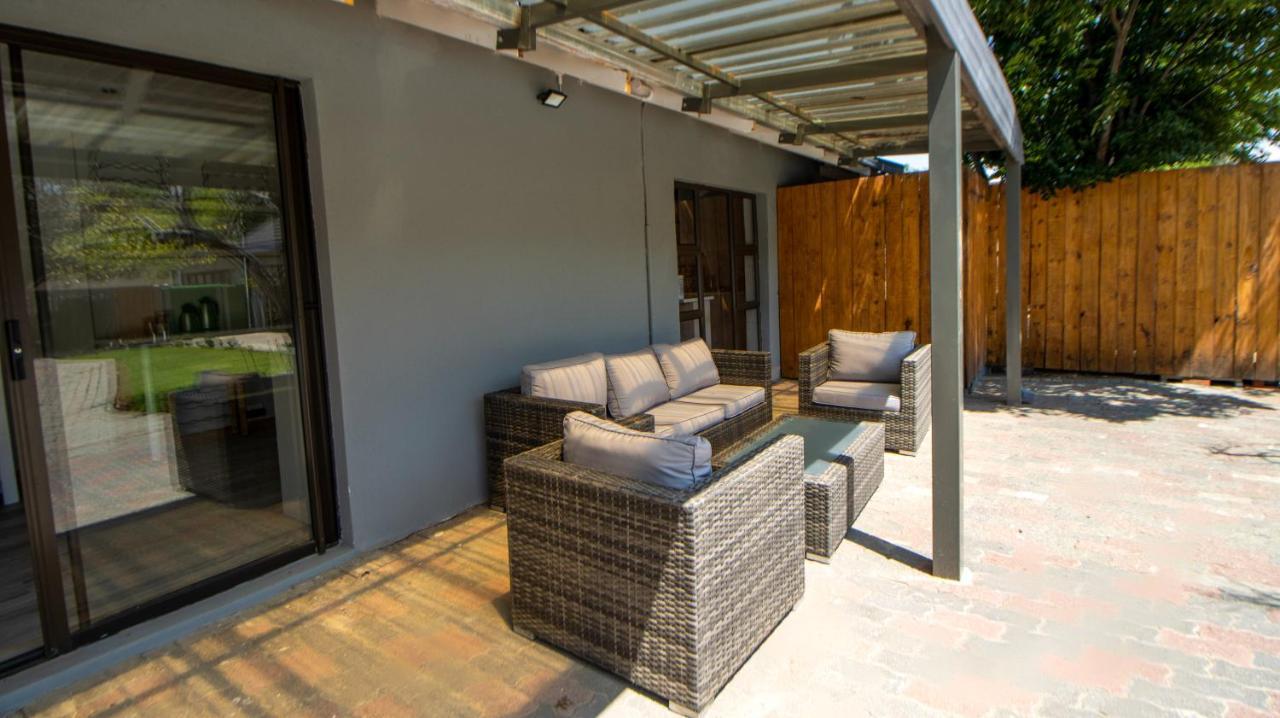 10 Tula Bed & Breakfast Welkom Exterior photo
